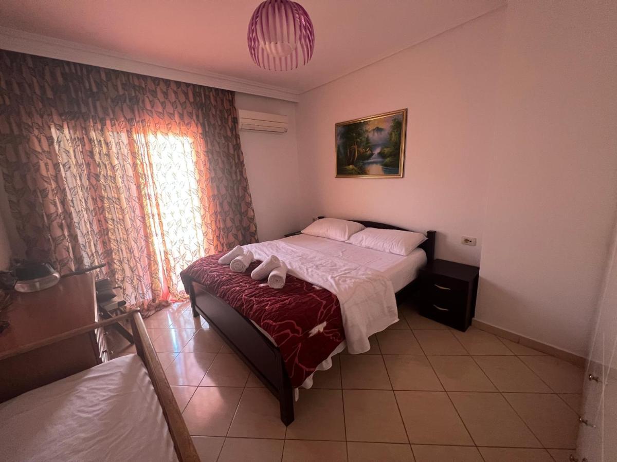 City Center Apartment 1 Sarandë Exteriör bild